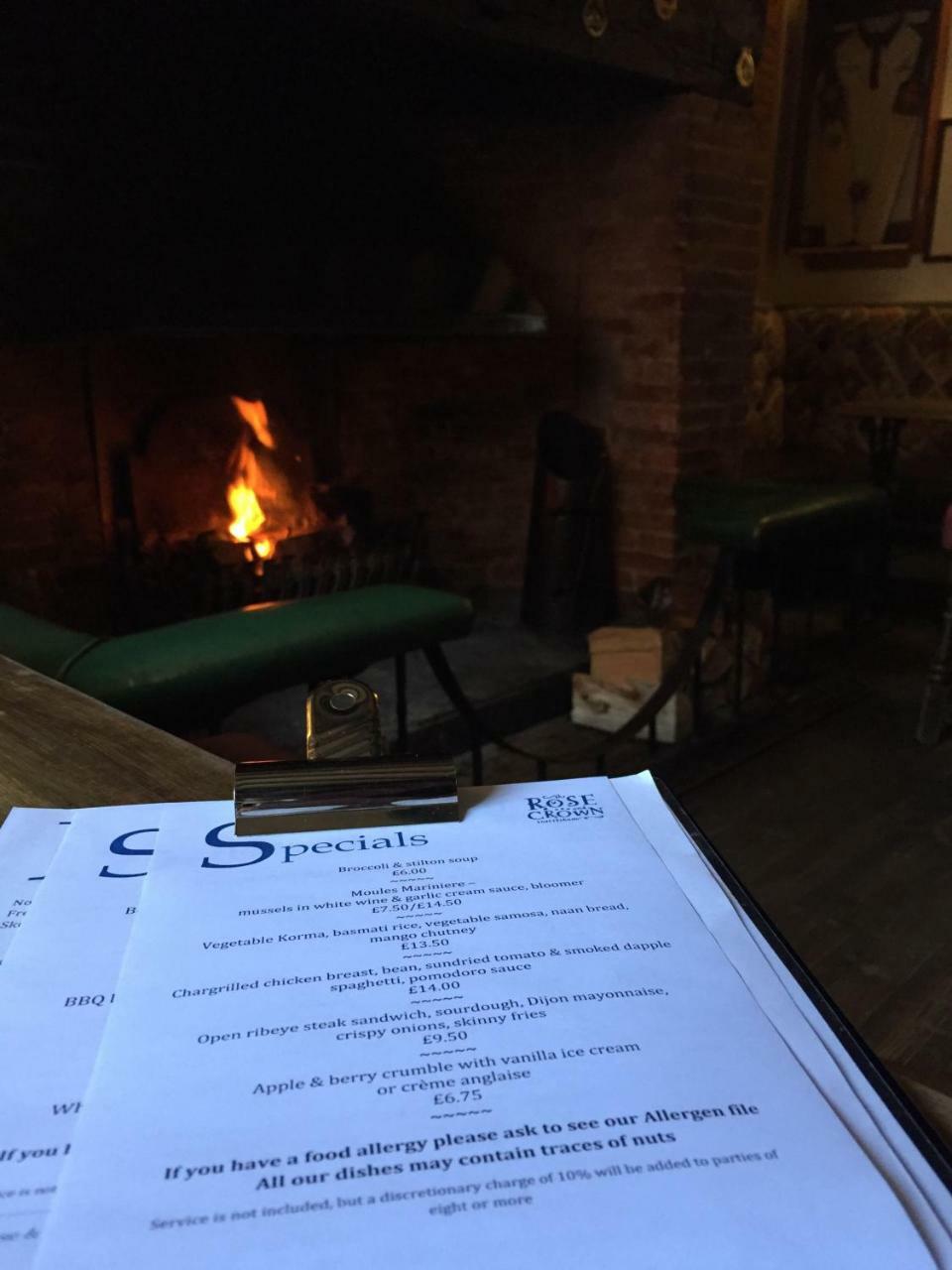 The Rose & Crown, Hotel 4*